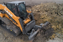 Case DL550B combination compact track loader dozer