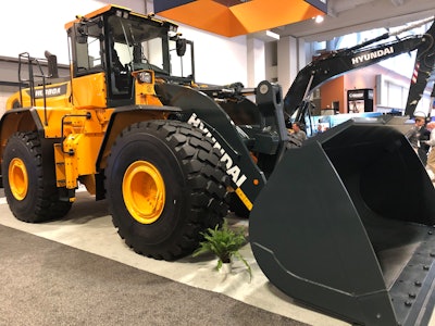 Hyundai HL980A wheel loader world of asphalt