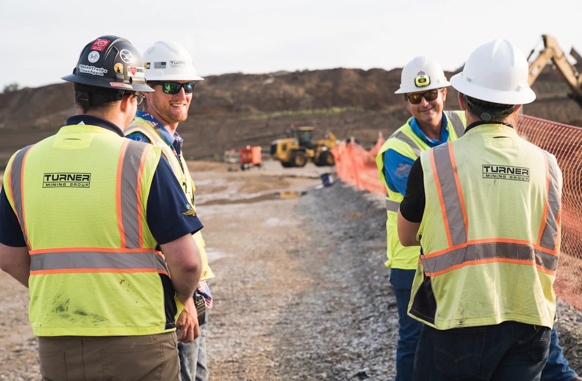 3 strategies for communicating with construction teams - Vimarsana News