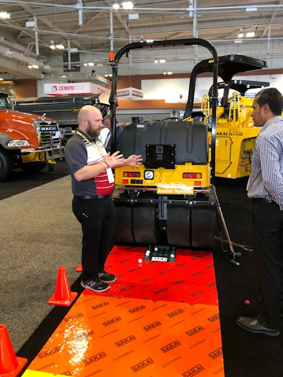 world of asphalt display Sakai compactor