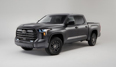 2023_Toyota_Tundra_SX_Package_Magnetic_Gray_Metallic_001.j