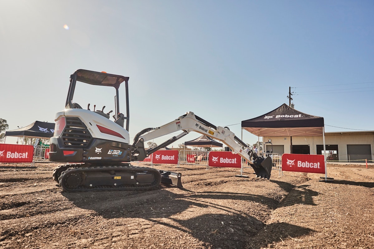 Bobcat demonstrates its new electric compact excavator, the E32e