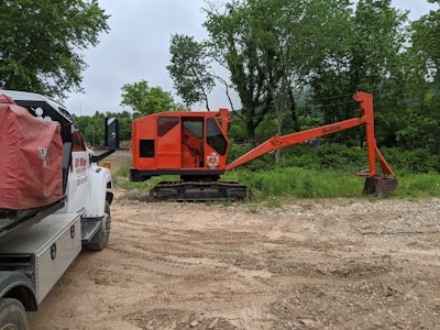 1965 C-350 Bantam crawler crane restored