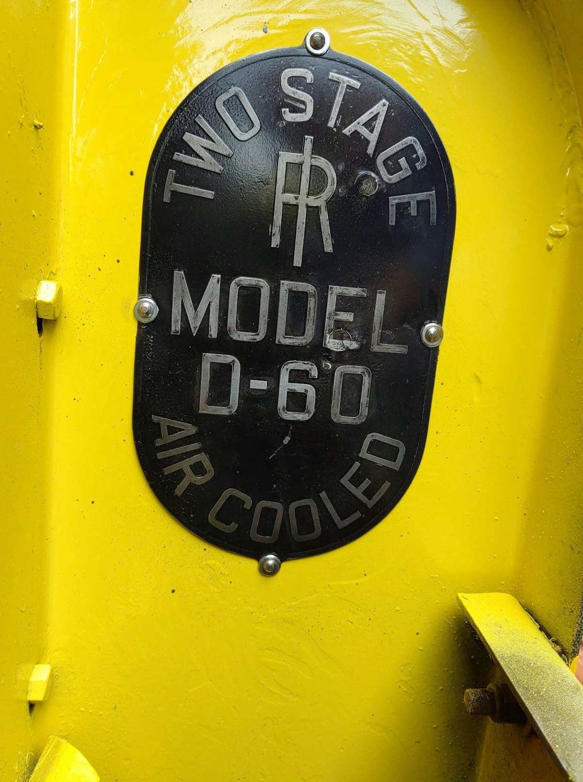 1943 Ingersoll-Rand air compressor restored by grandson (Video