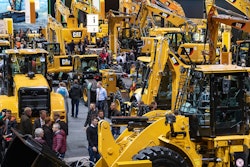 Cat booth a Bauma