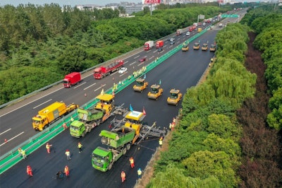 XCMG unmanned road construction fleet