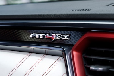 2023 Gmc Canyon At4x Edition1 Pkg 050