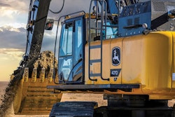 John Deere 470 excavator