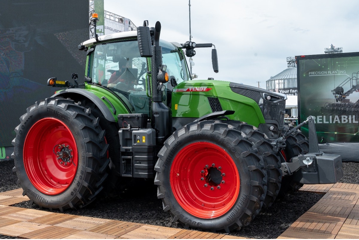 Fendt Launches the New 700 Vario Series to North America
