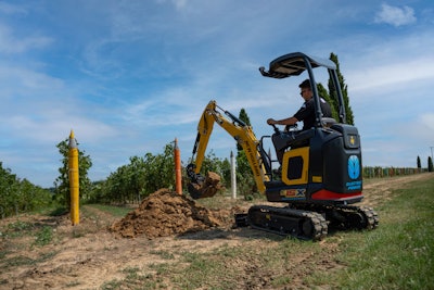 New Holland E15X mini excavator