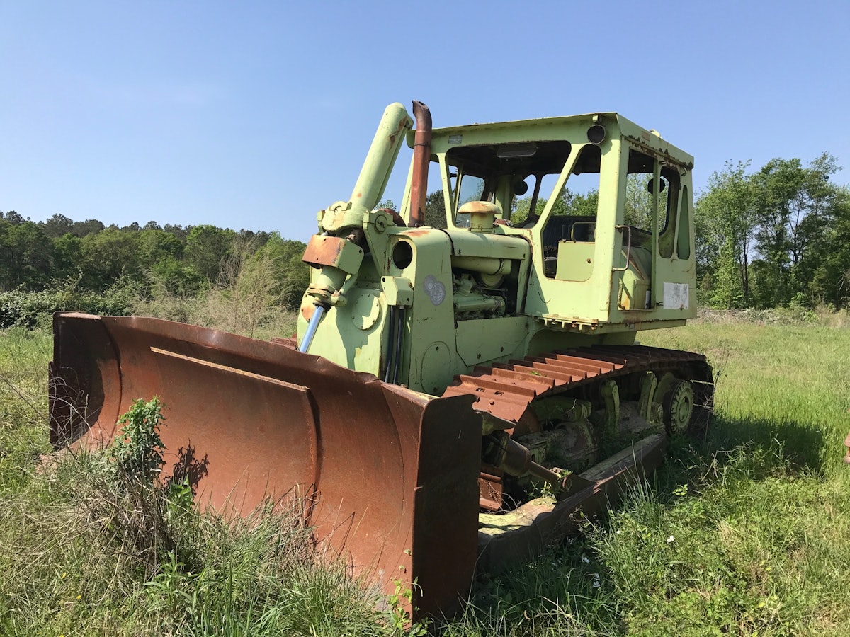 【信頼】 D700A Terex 1980s a Restoring Video: dozer long a after アウトドア寝具