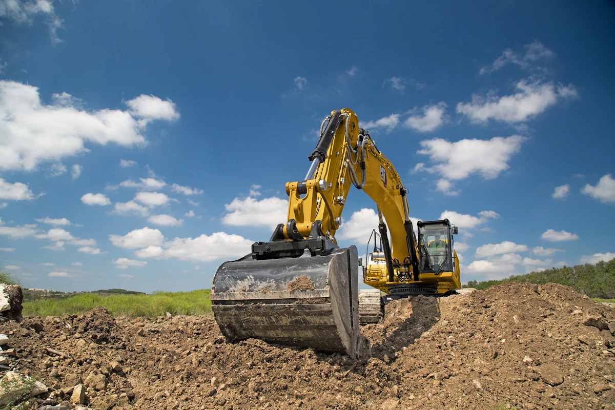 Cat's New 352 hydraulic excavator - Vimarsana News