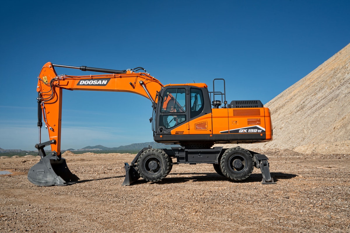 Doosan rolls out new wheel excavator models | Equipment World Doosan rolls out new wheel excavator models | Equipment World