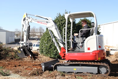 tb335r takeuchi