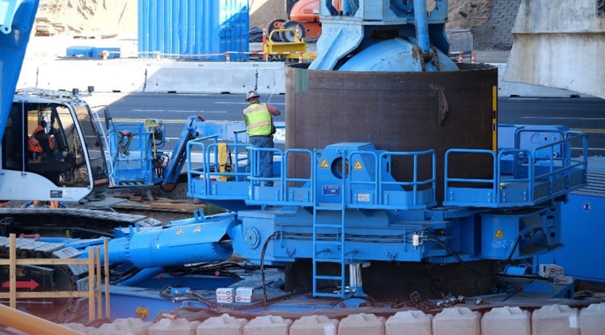 N. America’s largest oscillator drills shafts for Oregon bridge ...