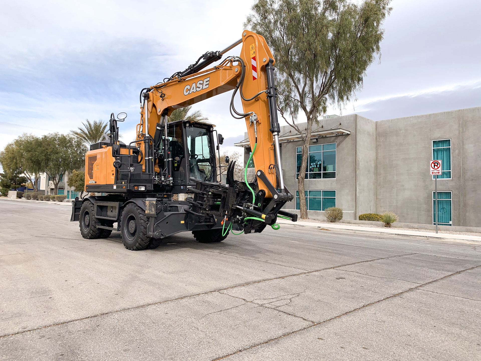 Case WX175E SR Wheeled Excavator with a Steelwrist Tiltrotator