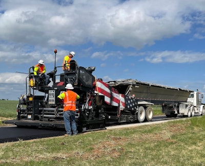 Dynapac D30T paver