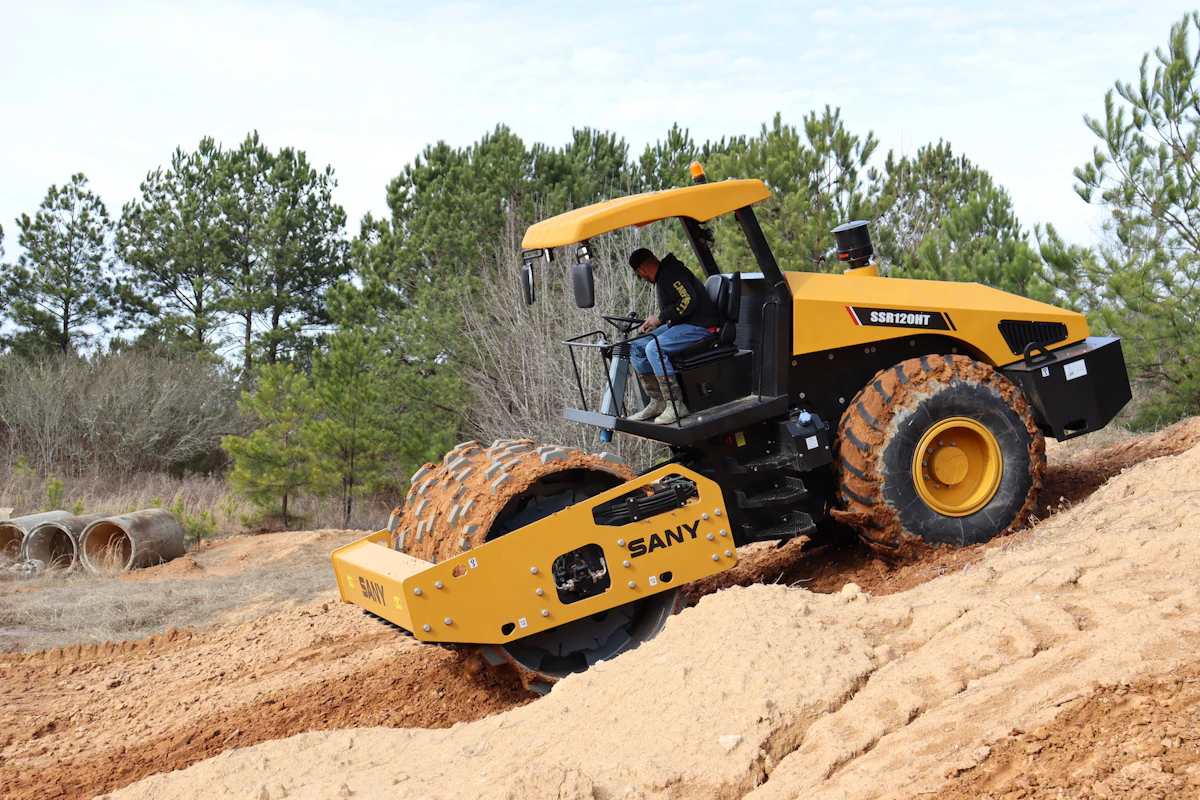 Sany debuts high-traction SSR120HT soil compactor at ConExpo ...