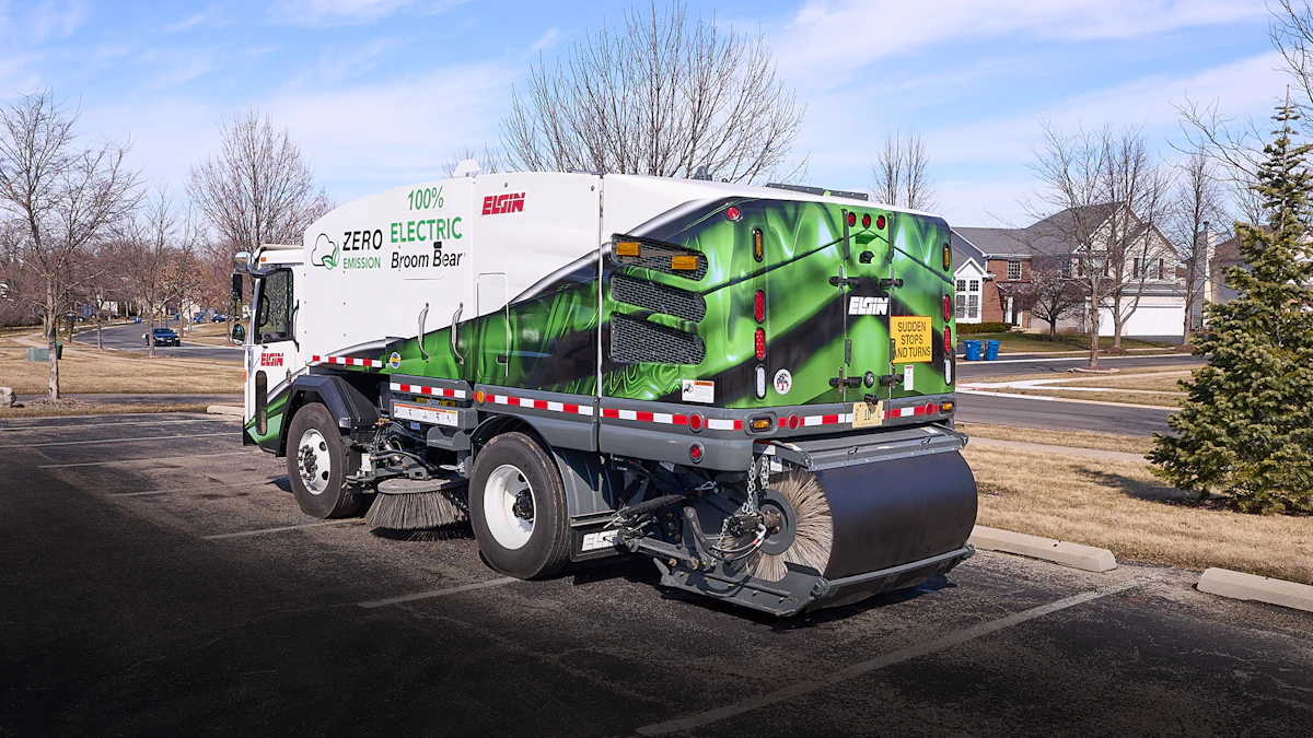 Elgin Debuts Electric Broom Bear Truck-Mounted Sweeper Elgin Debuts Electric Broom Bear Truck-Mounted Sweeper