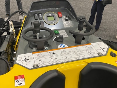Wacker Neuson utility loader controls