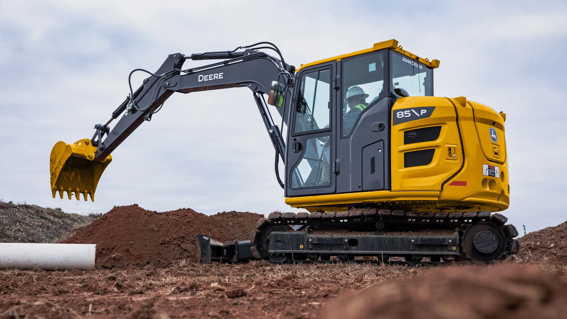 Deere updates P-tier excavator line with two new models - Vimarsana News