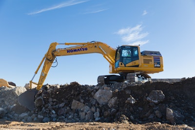 Komatsu PC210LCE
