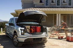 2022 Ford F-150 Lightning XLT