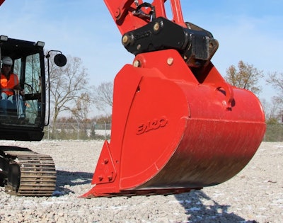 ESCO PosiGrab II Coupler on a Link-Belt Excavator