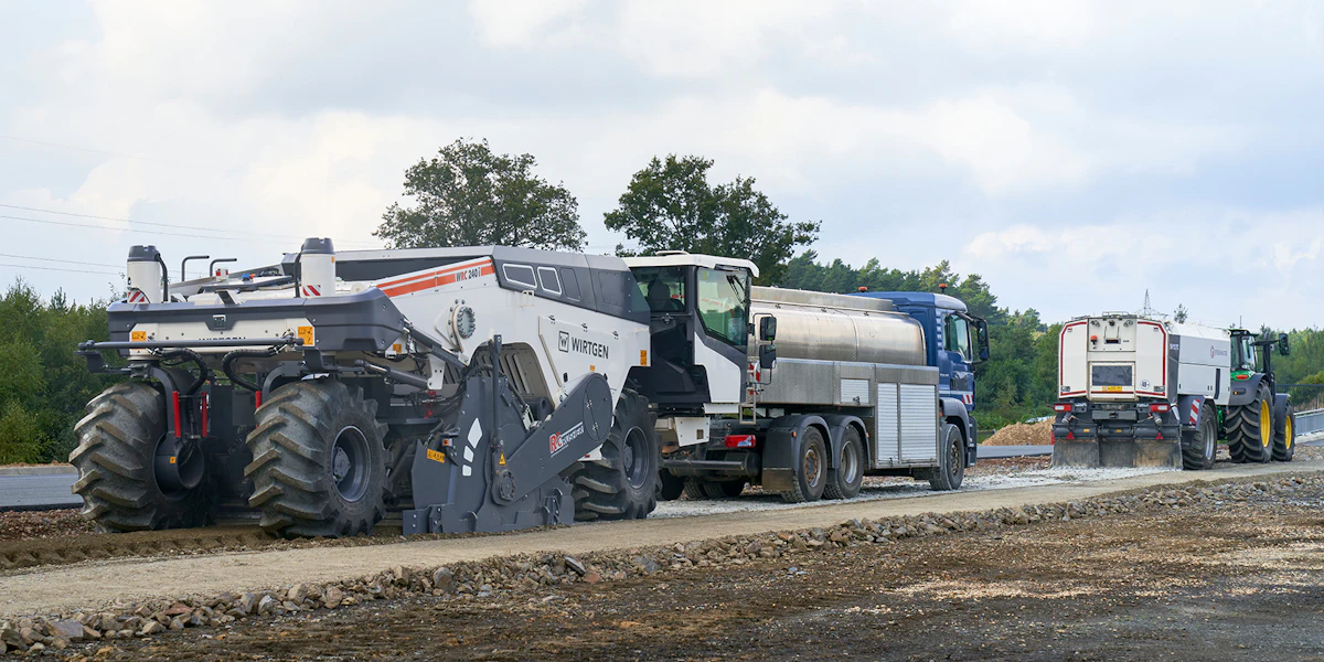 Wirtgen debuts WRC 240i Rock Crusher for laying road base - Vimarsana News