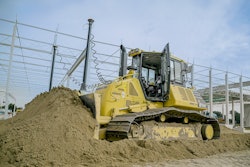 Komatsu dozer with Unicontrol machine control