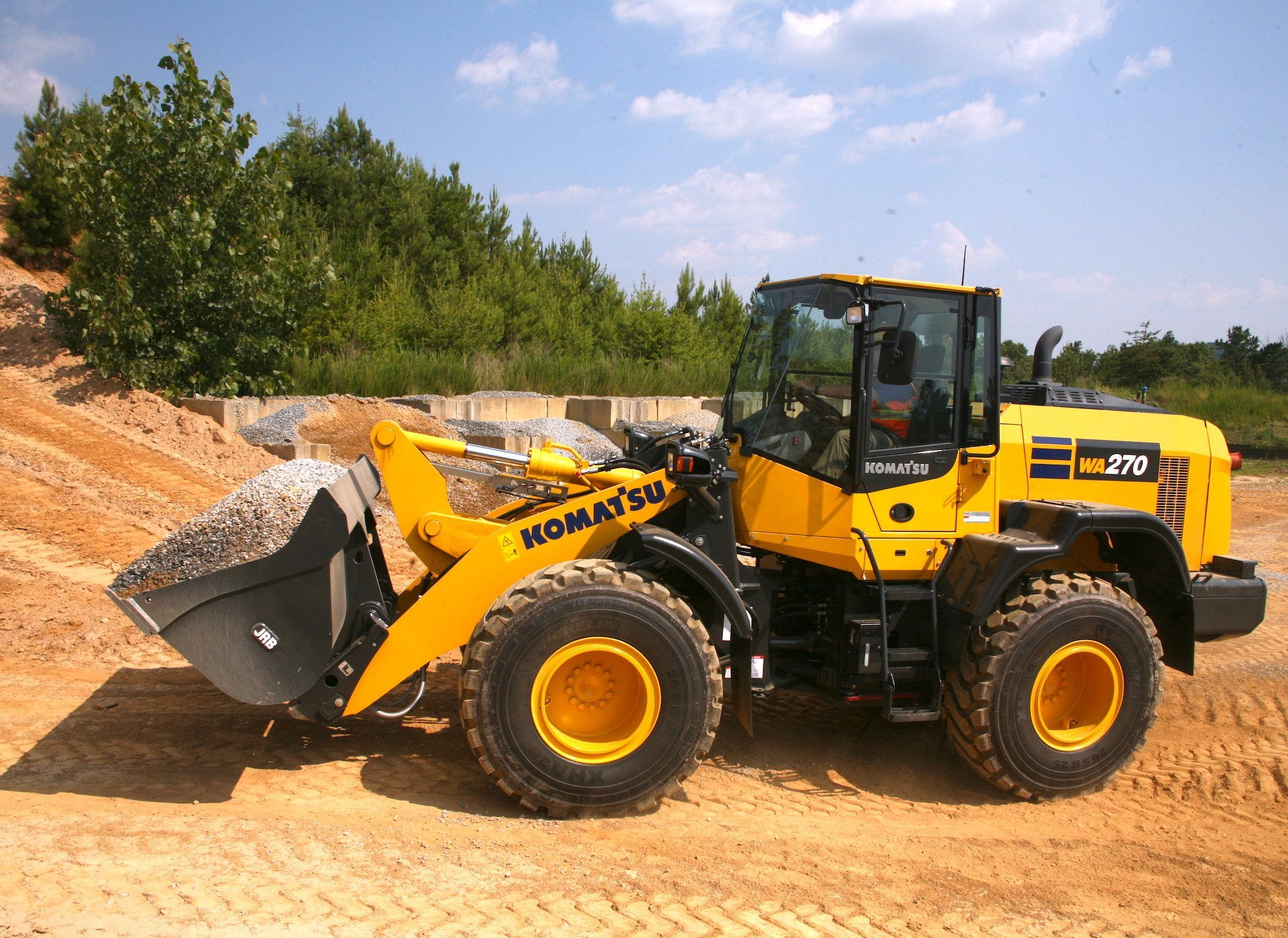 Eqw komatsu Wa270 8 Working Shot 1