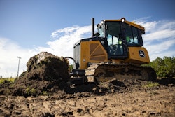 John Deere SmartGrade with Leica Geosystems technology and software will be available for purchase in 2024.