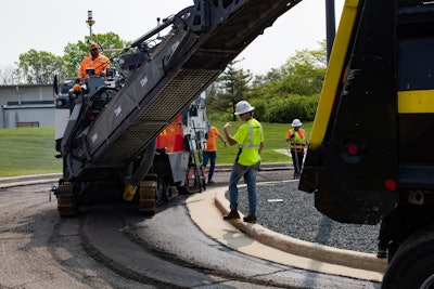 crew paving a roundabout
