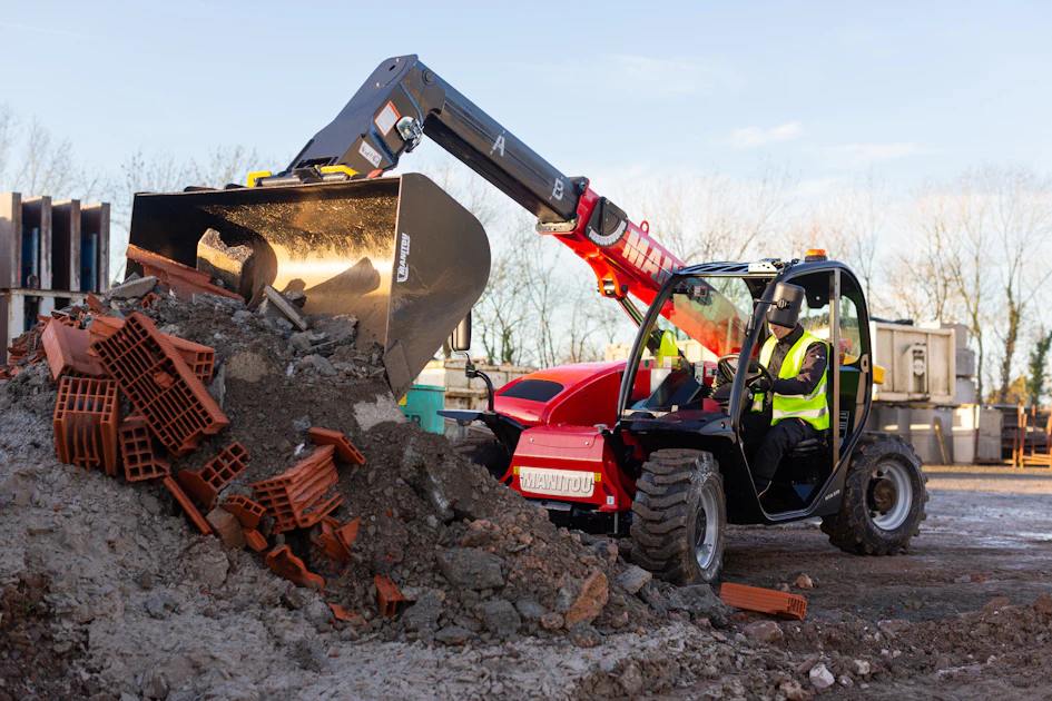 Manta Telehandler Manitou releases MTA 519 Compact Telehandler | Equipment World