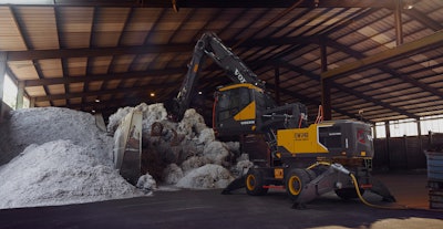 EW240 electric material handler