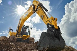 JCB Excavator with Leica Machine Control