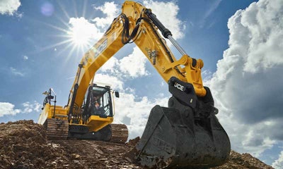 JCB Excavator with Leica Machine Control