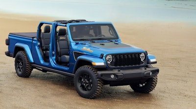 2024 Jeep Gladiator Jeep Beach