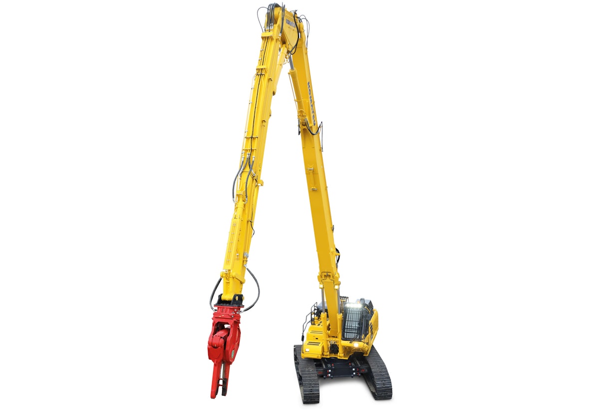 Luuちゃん コンパクト FS22 Komatsu PC490LC-10/11 by MC Earthmoving