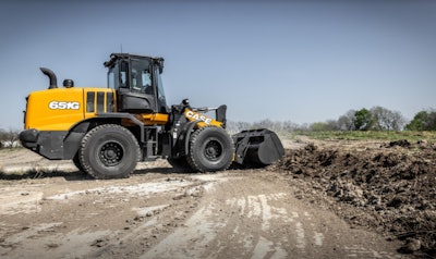 Case CE 651G Wheel Loader.