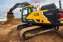 volvo ec230 electric excavator digging dirt
