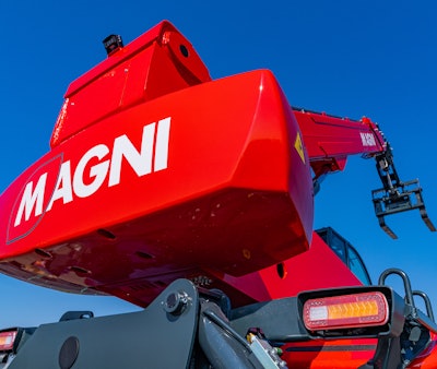 Magni RTH 10.37 telehandler rear view boom raised