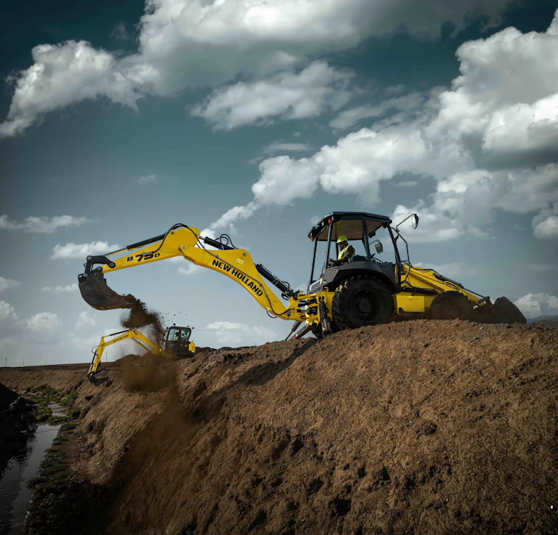 Backhoed Pros & Cons of Backhoes | Equipment World