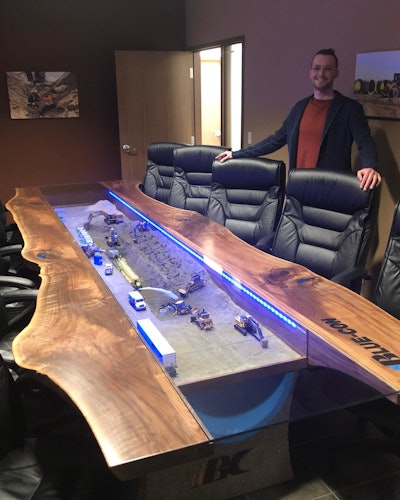 Blue-Con excavating diorama table