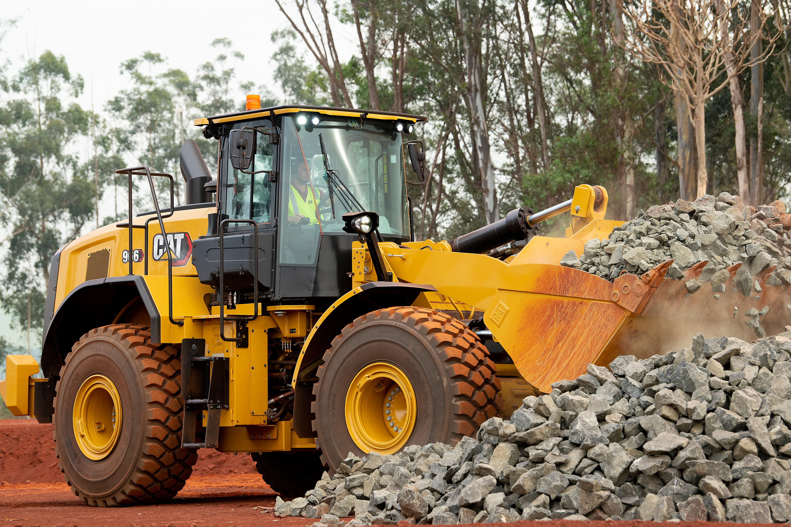 Cat 966 medium wheel loader