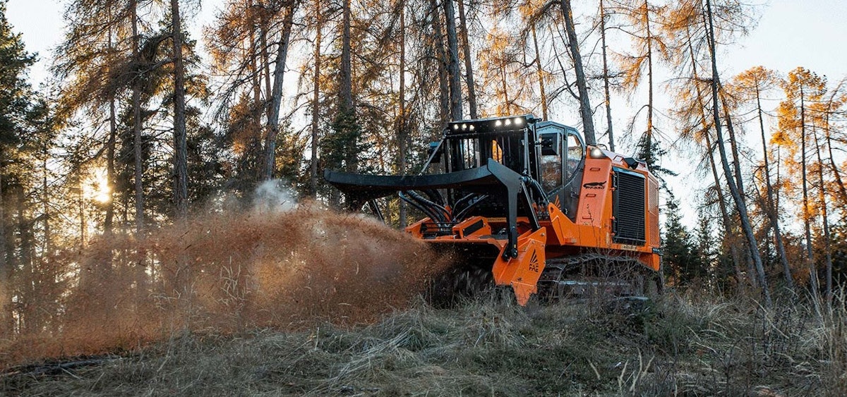 Landclearing Monster: FAE’s New PT550 Tracked Carrier (Video)