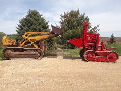 1940s Cat D4 with Trackson HT4 hydraulic loader and 1930s prototype International TracTracTor