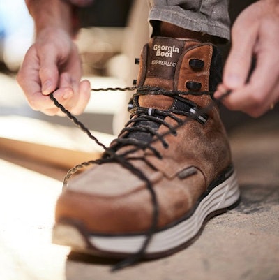 man lacing up Georgia Boot Durablend Sport work boot