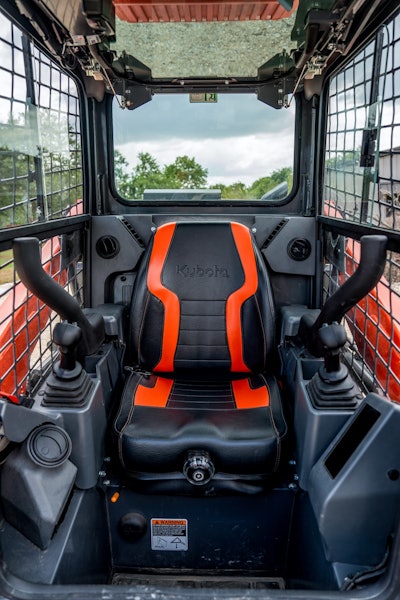 Kubota SVL50x CTL interior