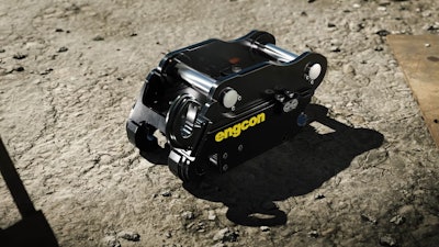 engcon s70 coupler on pavement